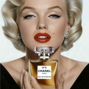 CHANEL N°5 Eau de Parfum - Elegant Gold